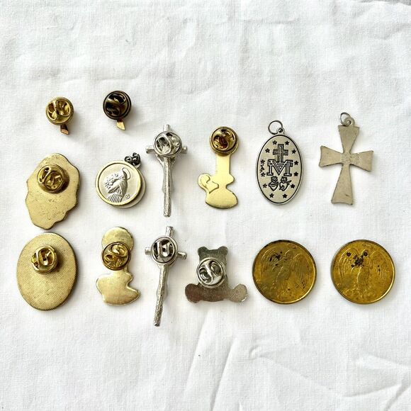 Vintage To Modern Religious Catholic Medals Crosses Pins Saint Pendants Charms - Picture 13 of 16